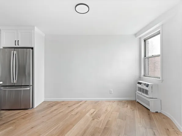 1655 Flatbush Avenue image 10 of 19