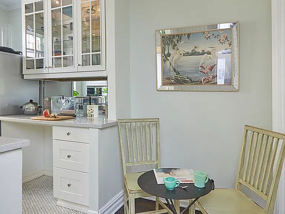 4th image of 255 W 23rd St APT 4CE