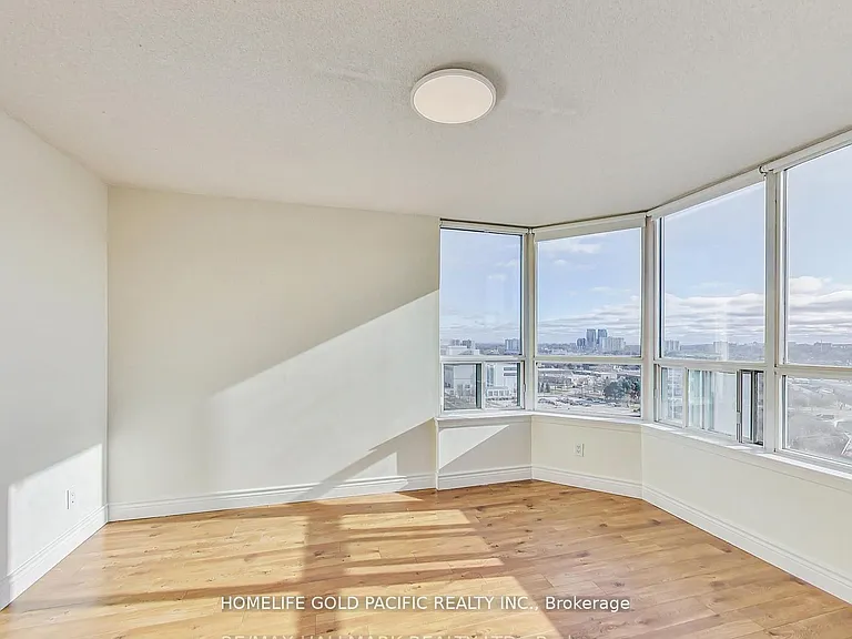 88 Corporate Dr #1604 — Photo 33