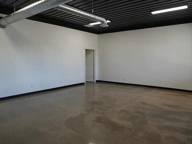 1195 Townline Rd #5 — Photo 3
