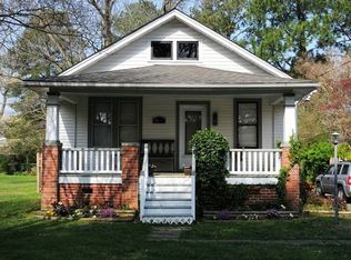 1407 Hawthorne Dr, Chesapeake, VA 23325