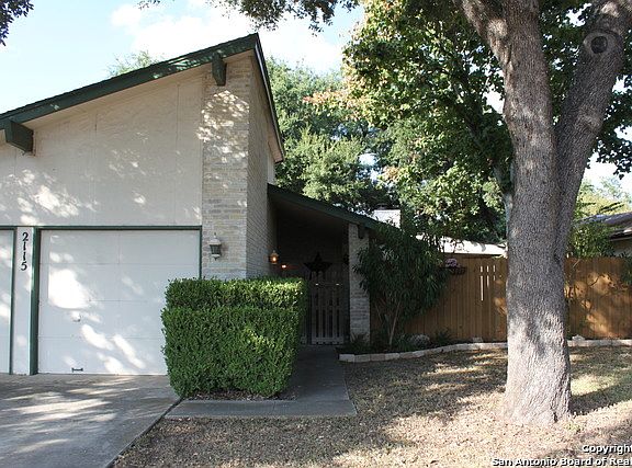 2nd image of 2115 Lime Blossom St