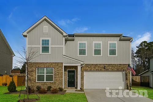 130 Lynnridge Dr Photo 1