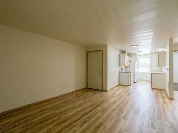 Fourth Plain Plaza, 7823 NE Fourth Plain Blvd #D31, Vancouver, WA 98662