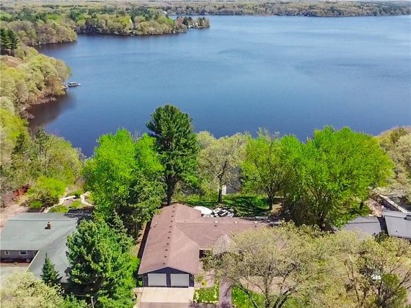 611 Moonlight Drive, Altoona, WI 54720