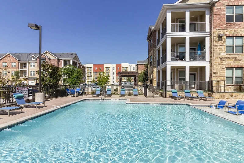 McKinney Pointe — Photo 1