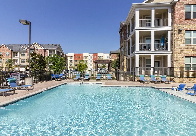McKinney Pointe — Photo 1