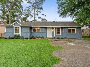 7430 Langley Rd, Houston, TX 77016