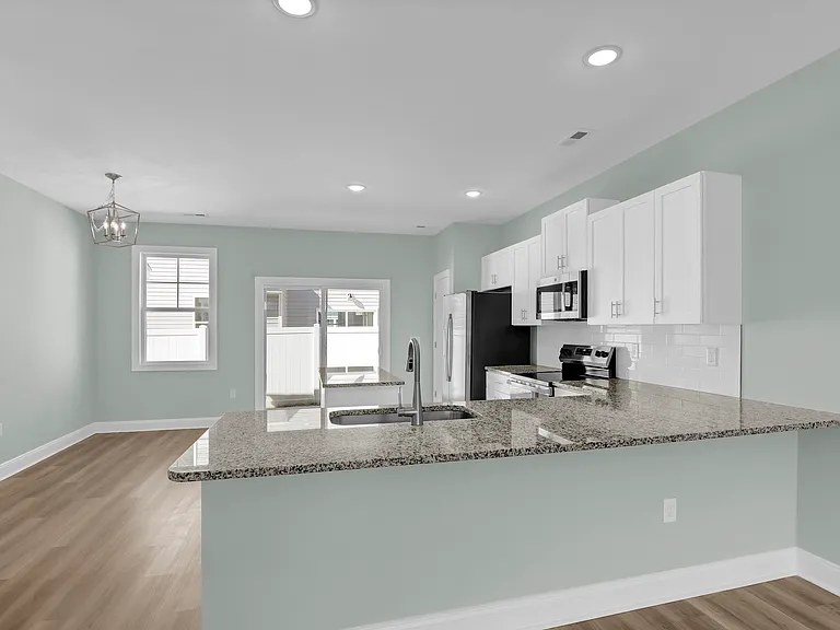 317 Starfish Ln — Photo 6