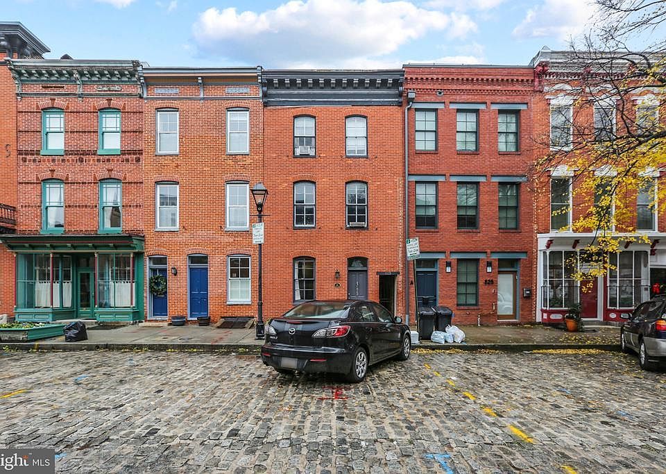 1st image of 823 S Bond St