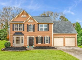 1345 Holleybrooke Dr, Alpharetta, GA 30004