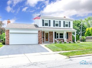 345 Easthampton Dr, Oregon, OH 43616