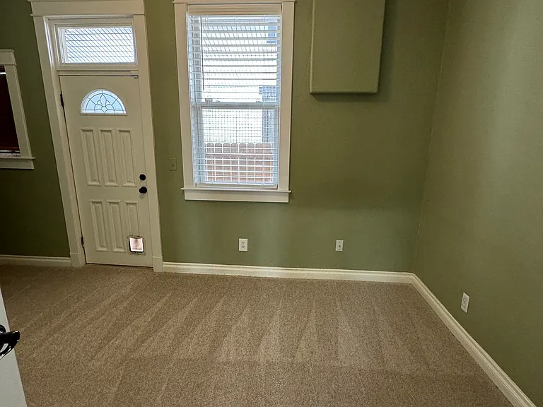 1107 W 13th Ave — Photo 10