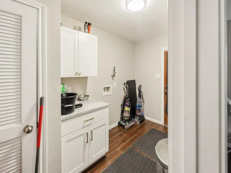 19302 Forest Fern Ct — Photo 10