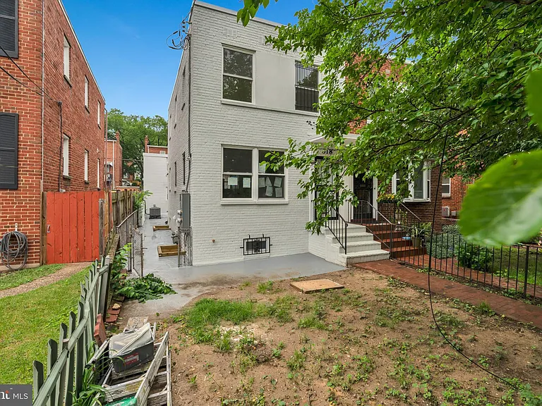 518 Oglethorpe St NE — Photo 6
