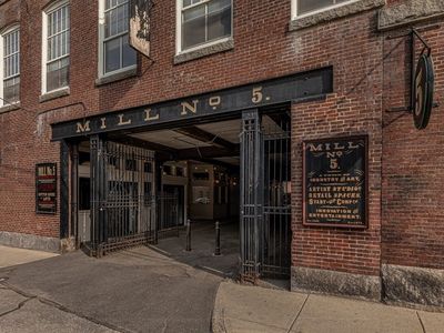 240 Jackson St APT 621, Lowell, MA, 01852