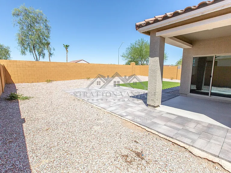 2547 N Kenna Pl — Photo 35