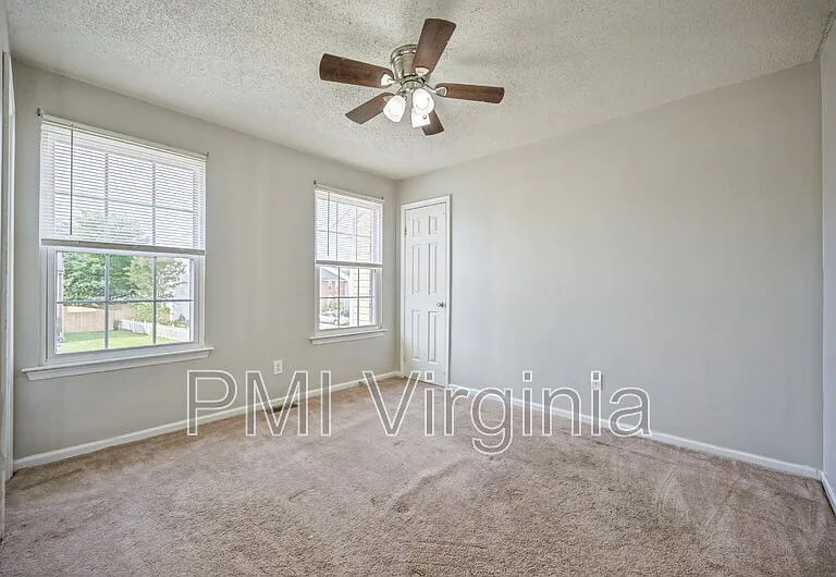 3310 Scarborough Way — Photo 23