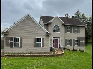 3270 Ridge Rd, Zanesville, OH 43701