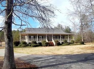 1024 Allen Rd, Grantville, GA 30220