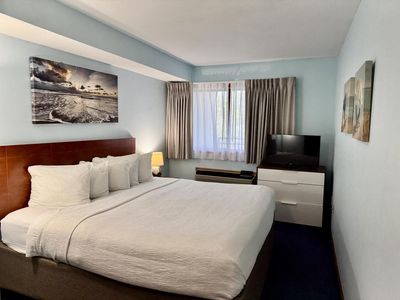 111 Center STREET #350, Lake Geneva, WI, 53147