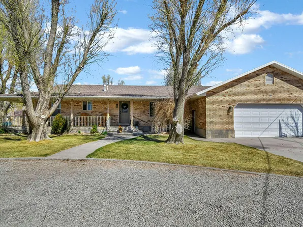 96 W 400 S, Monroe, UT 84754