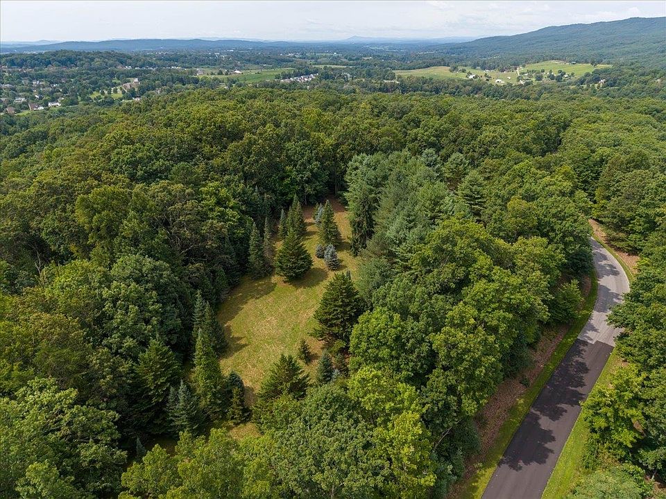 1st image of Tree Top Ridge Rd
