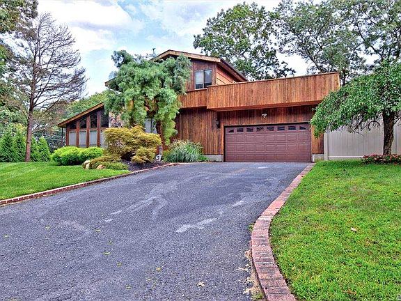 4th image of 2 Linden Ln