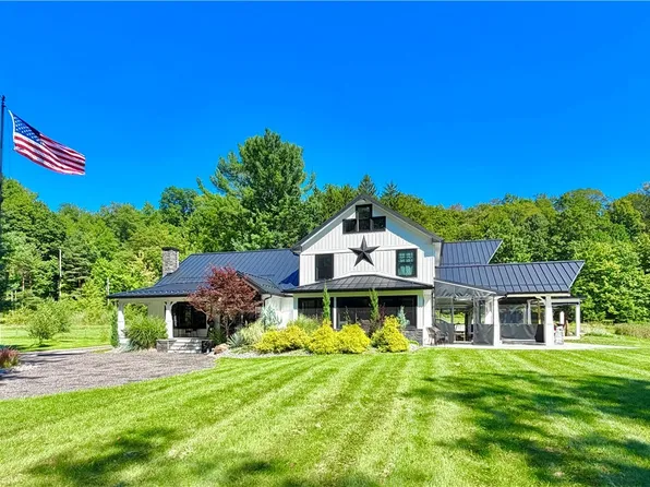 37250 Chardon Rd, Willoughby Hills, OH 44094