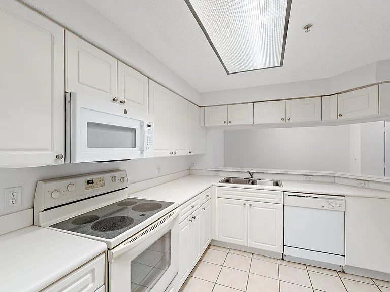 2730 Anzio Ct #106 — Photo 15