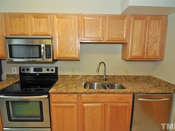 2nd image of 115 Schultz St #115