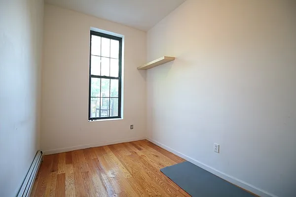 Rented by Next Door Realty NYC | media 8