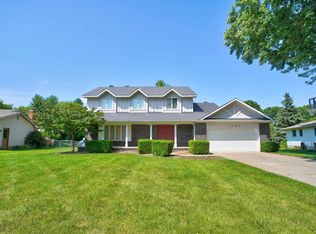 5595 Old Franklin Rd, Grand Blanc, MI 48439