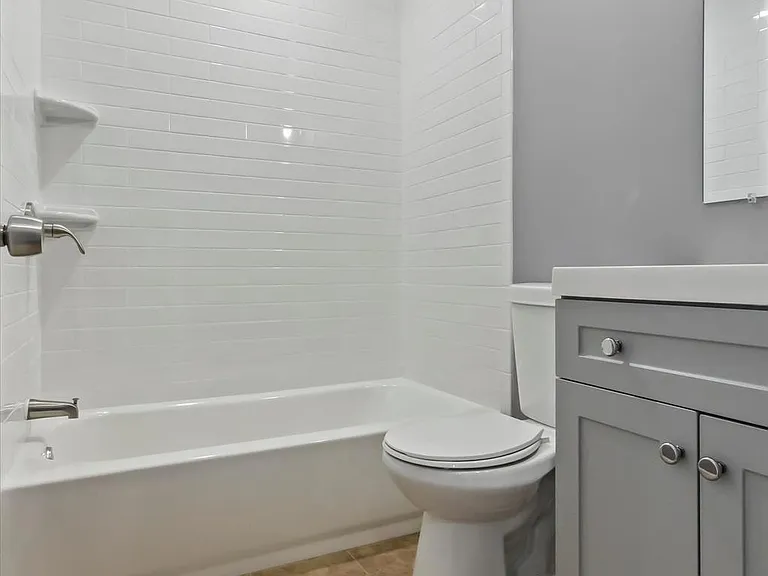 296 Greenough St #2 — Photo 20