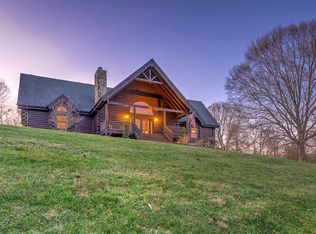 673 Lakeside Dock Dr, Kingsport, TN 37663