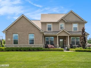 914 Appleton Ct, Oakland, MI 48363