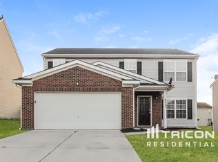 9213 Ames Hollow Rd, Charlotte, NC 28216