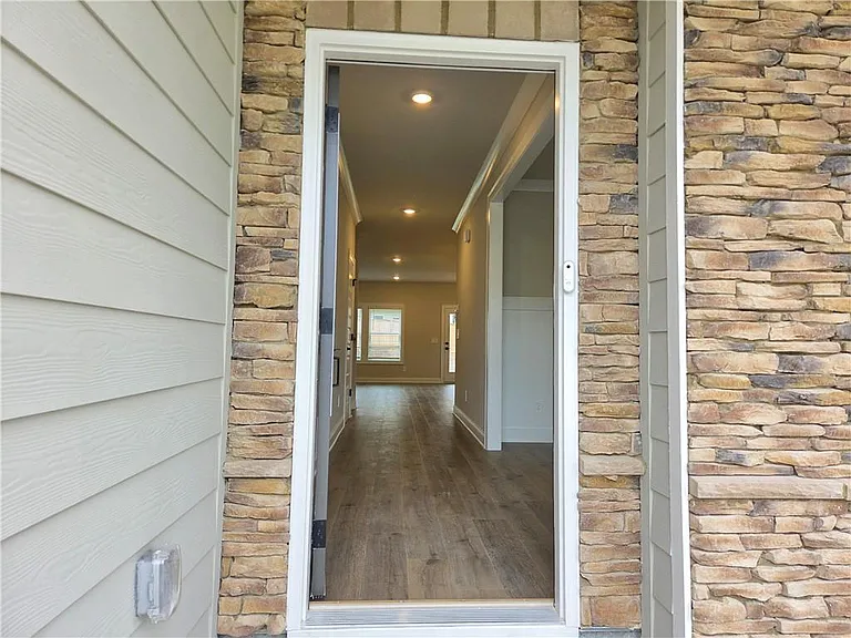 3158 Sweet Red Cir — Photo 5