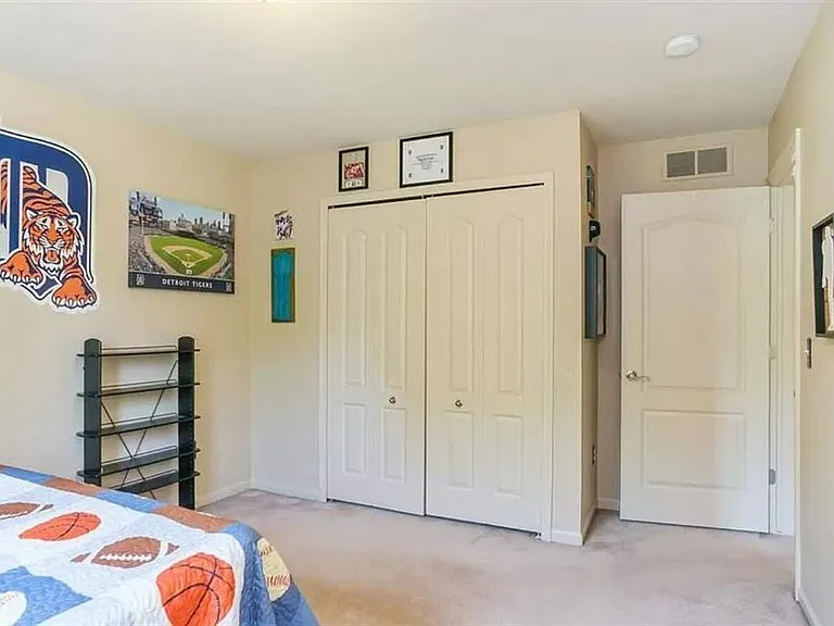 16544 Mulberry Way — Photo 22