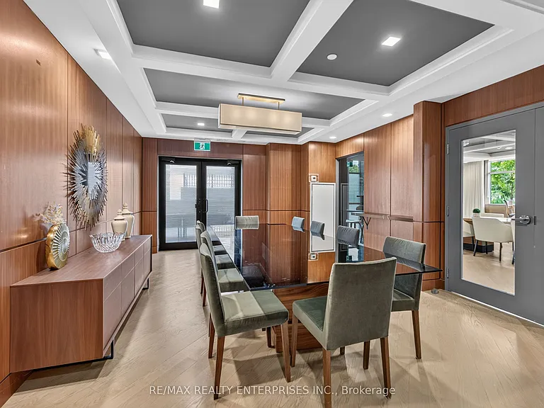 1575 Lakeshore Rd W #340 — Photo 43