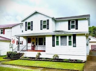 9 Cherry St, Richwood, WV