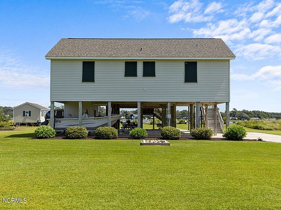 4th image of 291 Stewart Dr