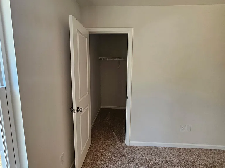 99 Cougar Rd — Photo 5