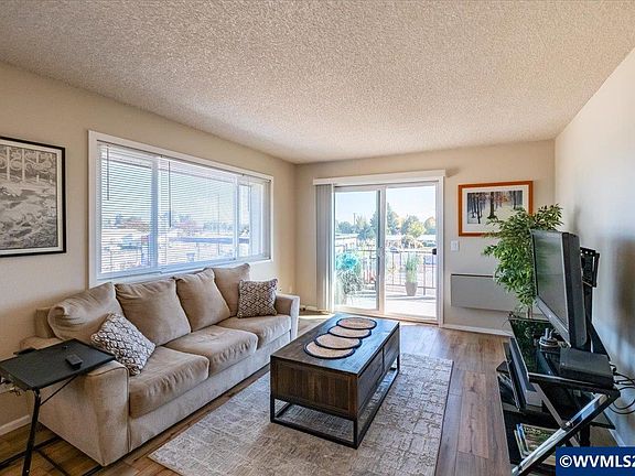 4th image of 950 Evergreen Rd APT 311