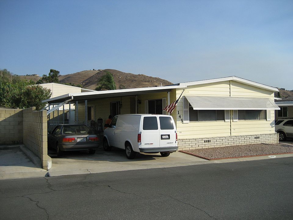 #143 frontcarport