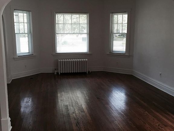 Living room; hardwood