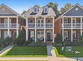18 Park Cir, Cartersville, GA 30120