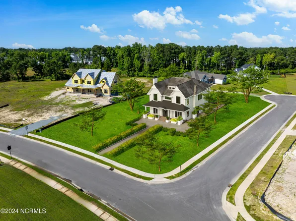 50 W Scarborough Court, Hampstead, NC 28443