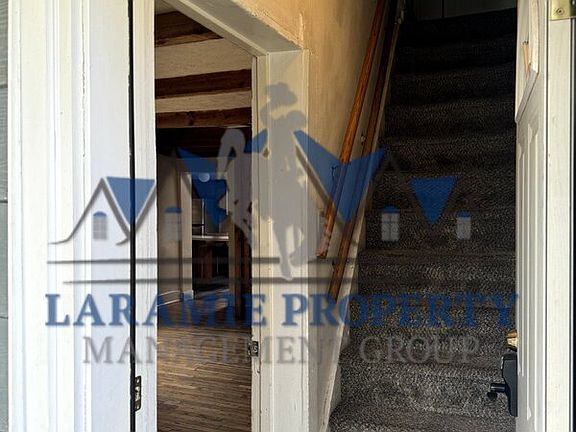 4th image of 818 S 4th St