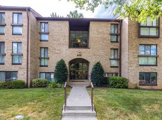 2068 Royal Fern Ct APT 2B, Reston, VA 20191